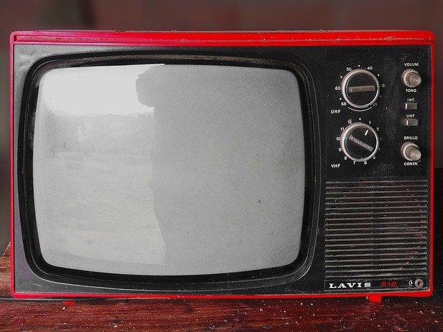 en gammaldags tv